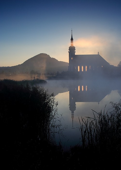Kostel za rozbřesku / Church at dawning #1
