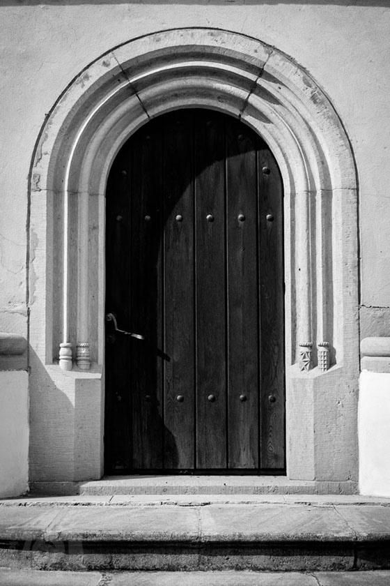 Dveře kostela / The church door